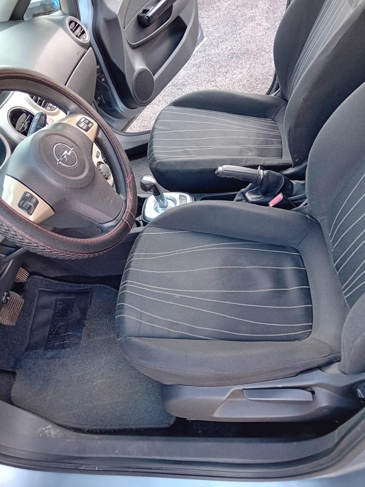 Opel Corsa 1.0 12V 5 porte Enjoy