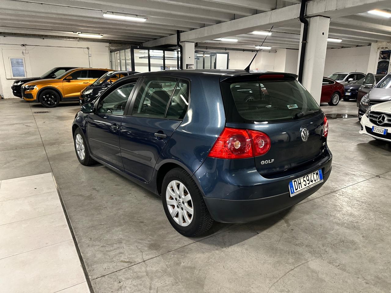 Volkswagen Golf 1.9 TDI DPF 5p. DSG Comfortline