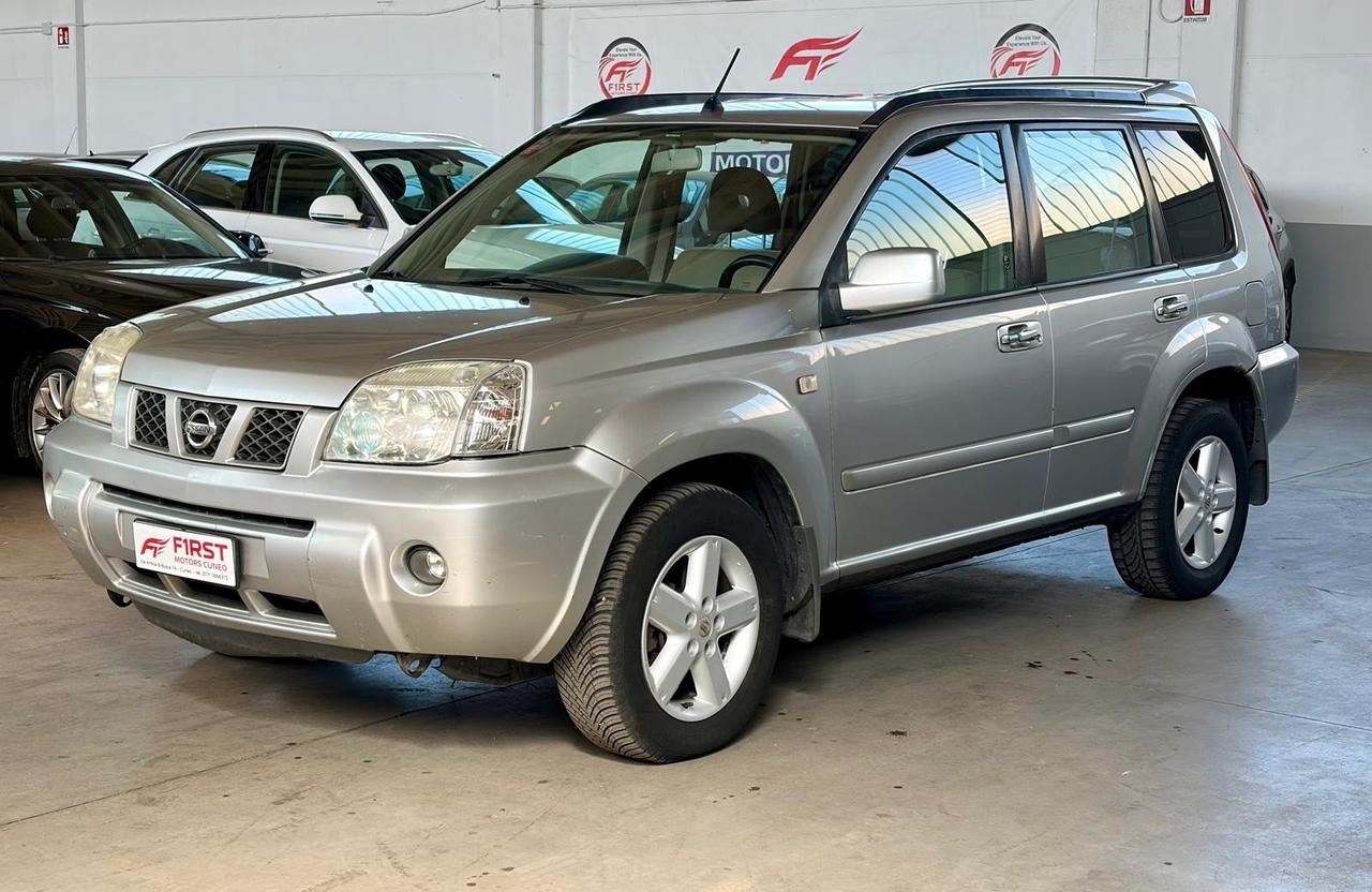 Nissan X-Trail 2.2 dCi Elegance