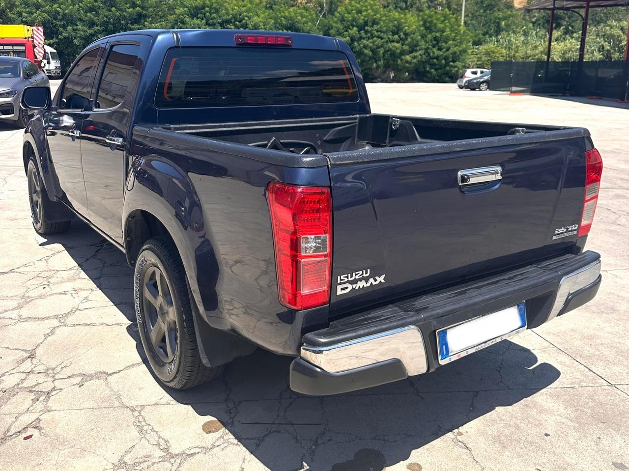 Isuzu D-Max 2.5 Tdi 163cv Crew Cab Quasar 4WD 2014