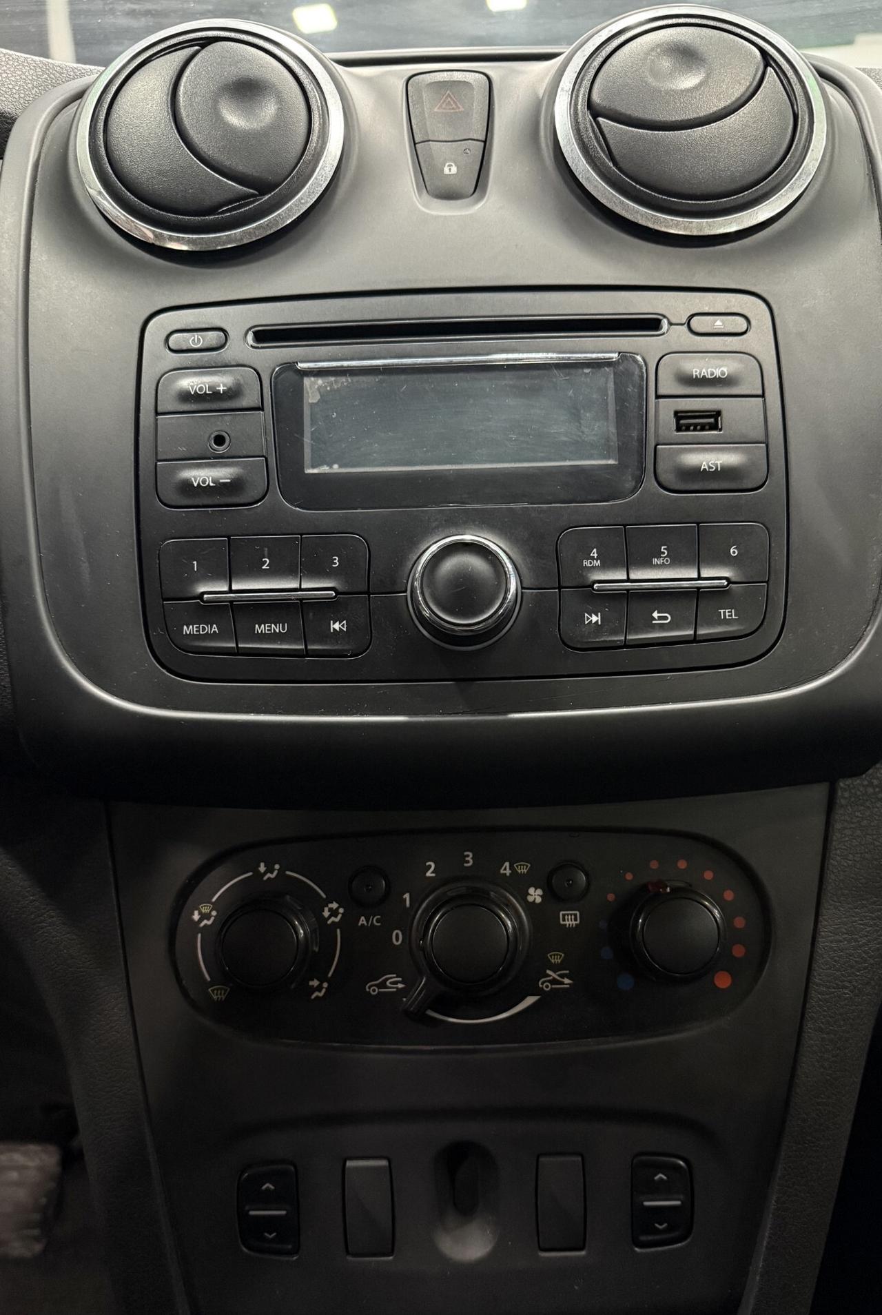 Dacia Sandero 1.5 dCi 8V 75CV Lauréate
