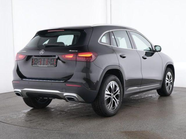 MERCEDES-BENZ GLA 220 d Automatic 4Matic Advanced