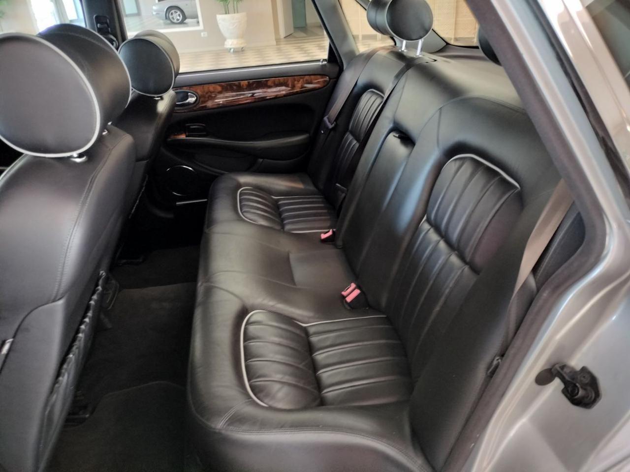 JAGUAR XJ 3.2 SE EXECUTIVE Automatica * Finanziabile *