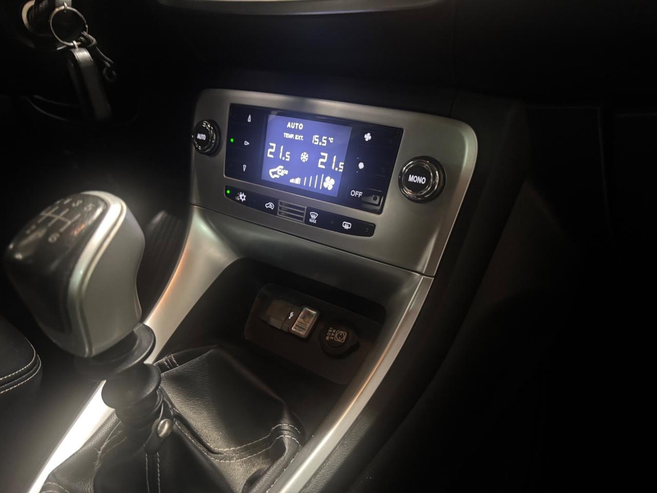 Lancia Delta 1.4 Multiair 140 CV S&S Hard Black