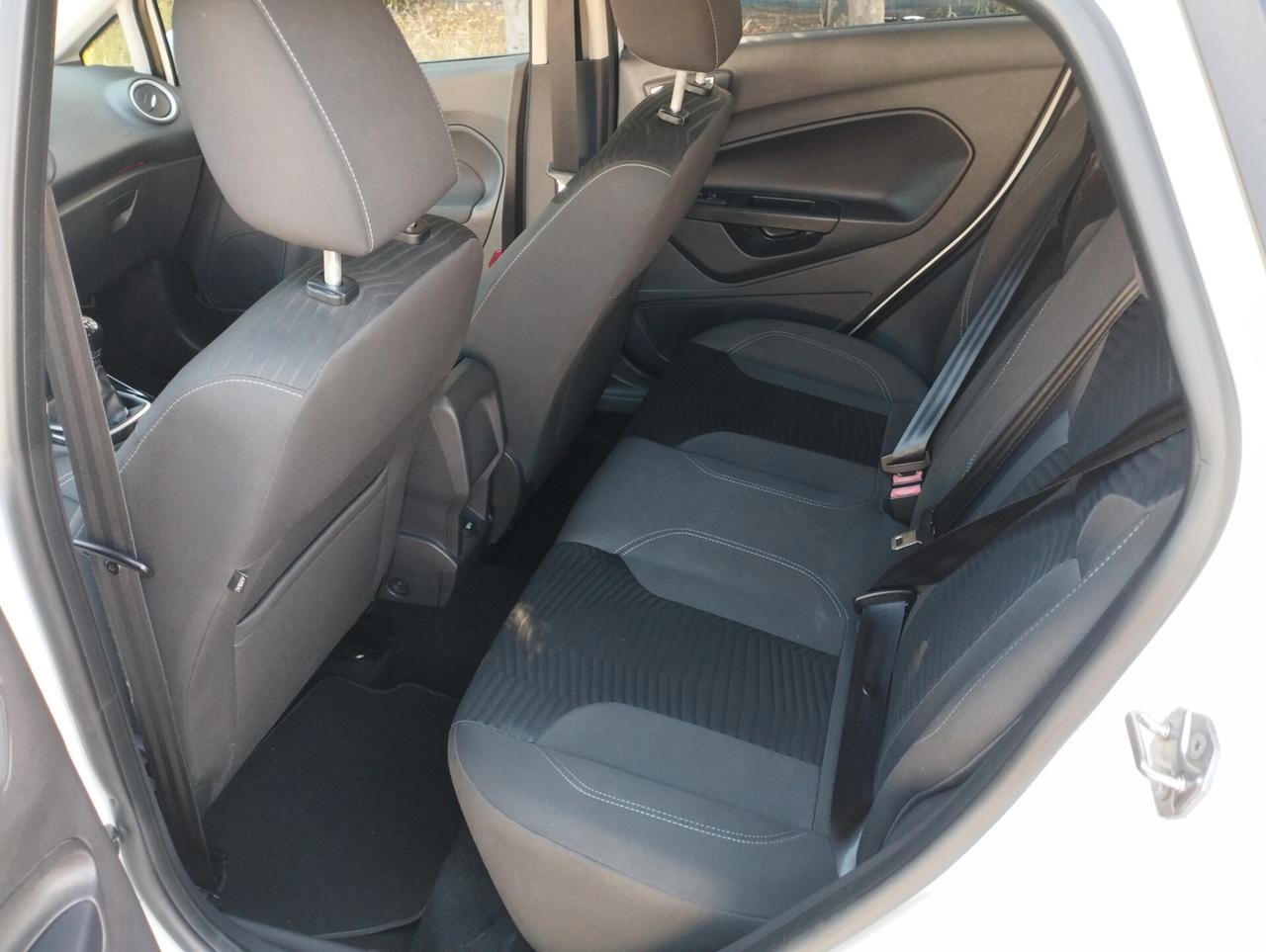 Ford Fiesta 1.5 TDCi 75CV 5 porte