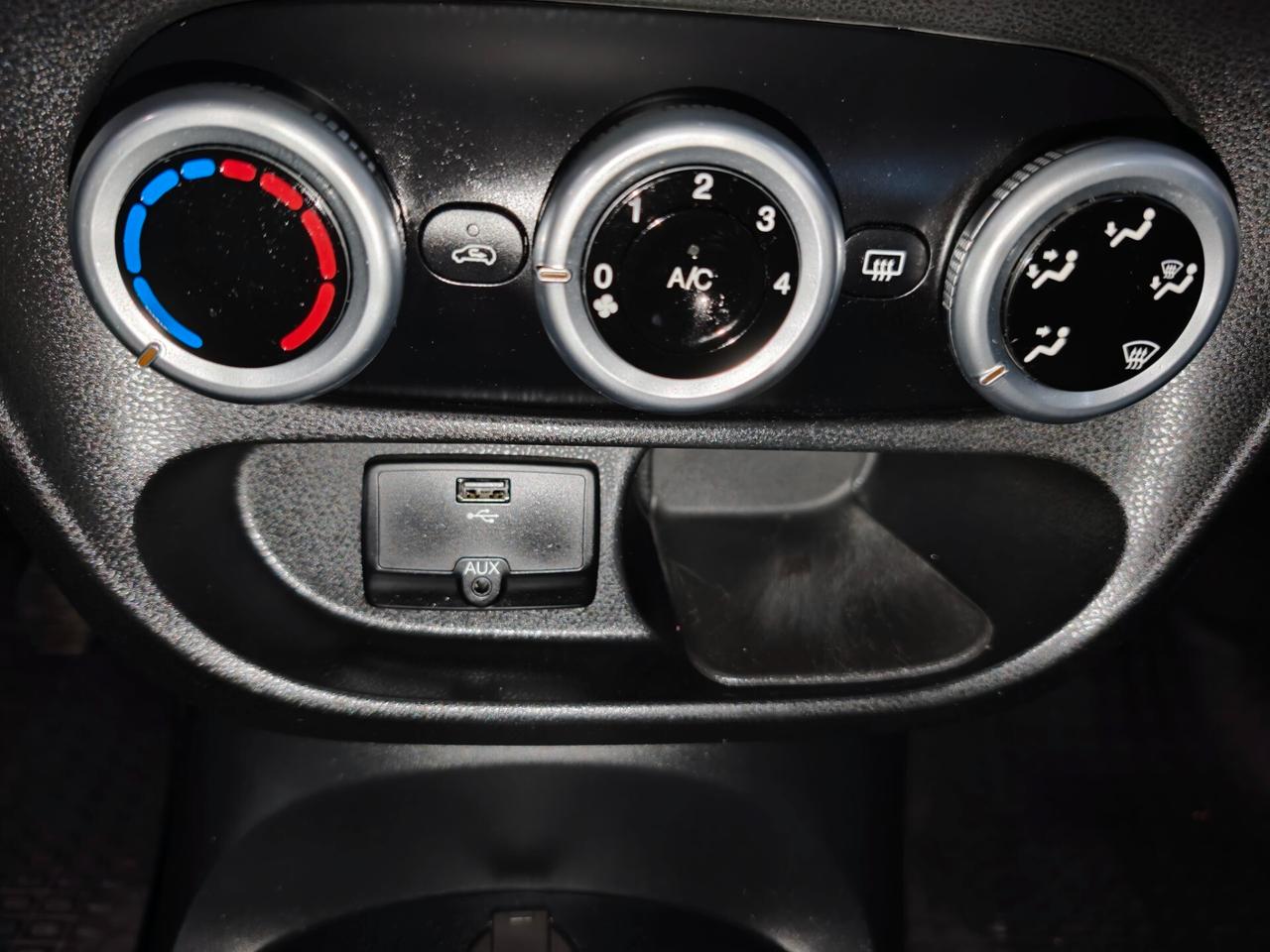 Fiat 500L 0.9 TwinAir Turbo Natural Power Lounge