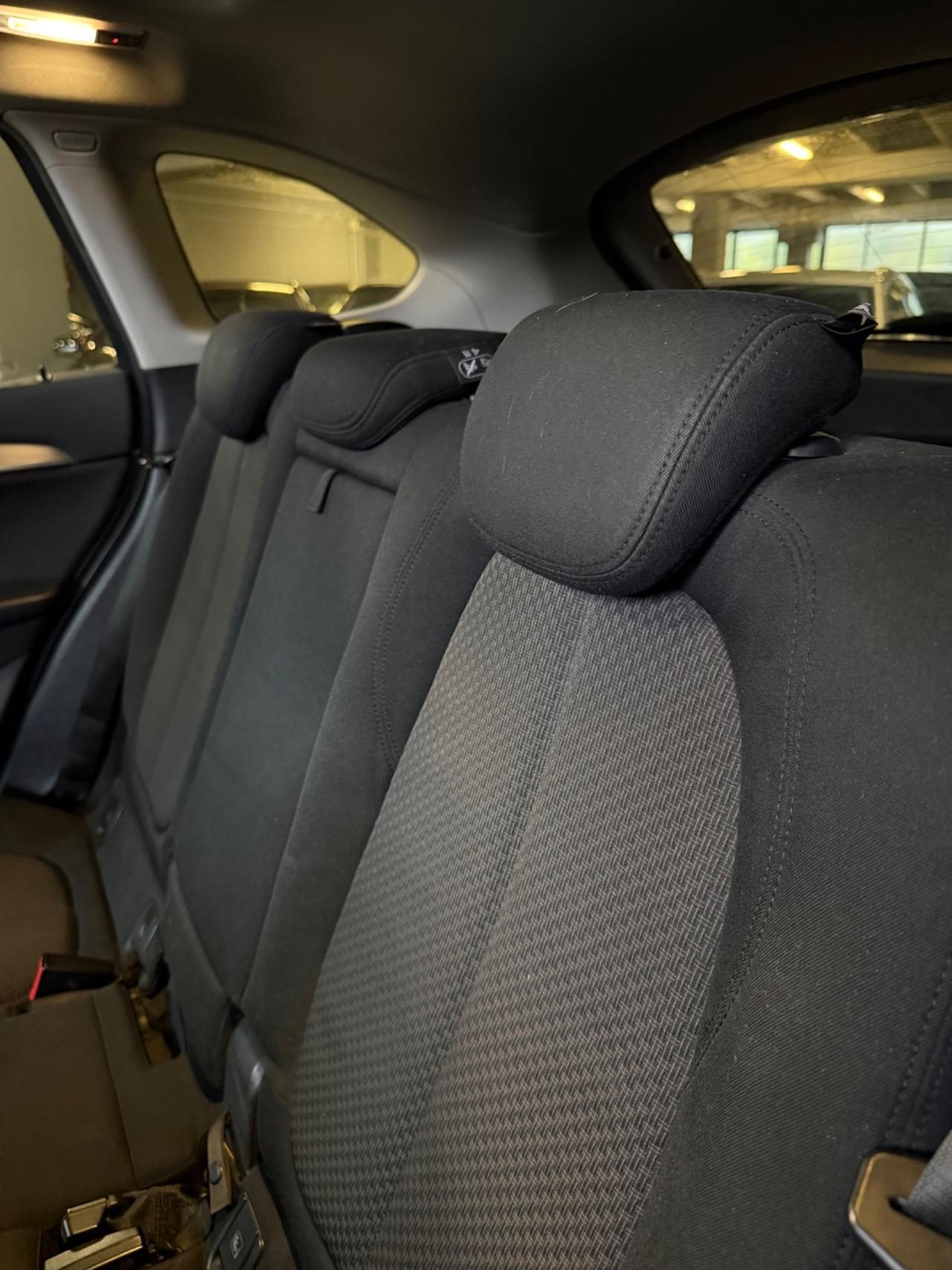 Bmw X1 18d ADVANTAGE EU6B TETTO KMCERT UNICOPR GARANZ