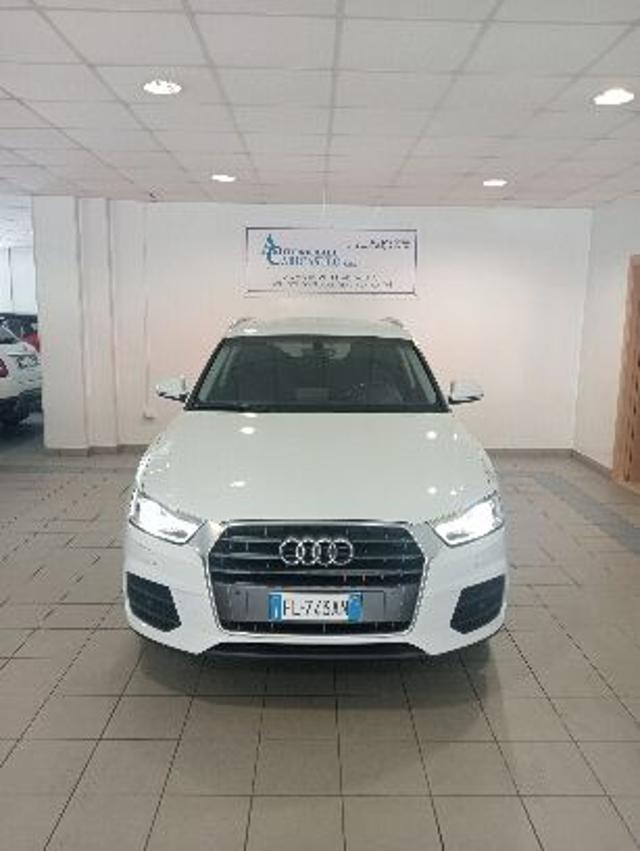 AUDI Q3 2.0 TDI 150 CV Business