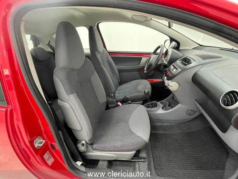 Peugeot 107 1.0 68CV 3p. Sweet Years