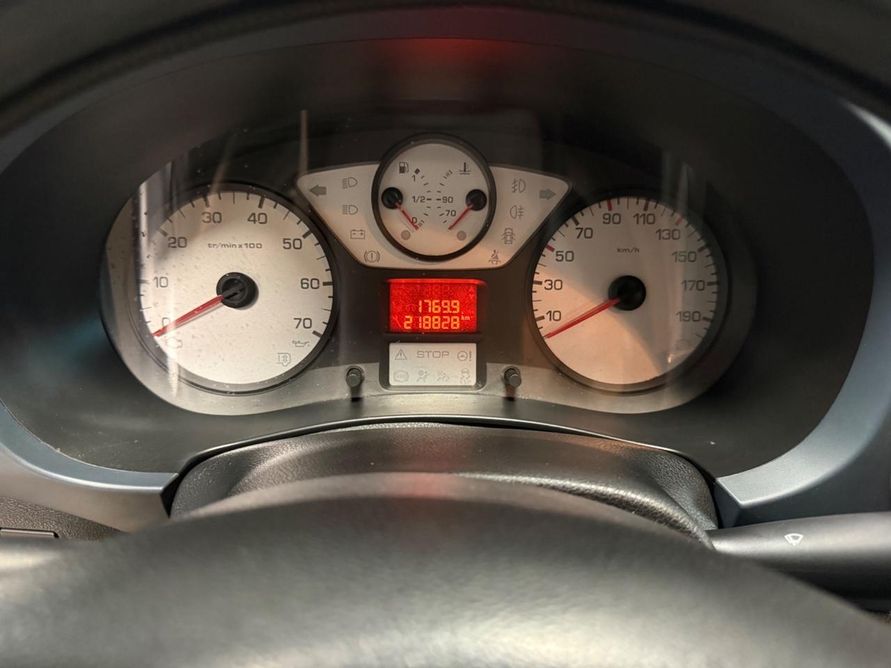 Peugeot Partner Tepee 1.6 HDi 110CV Premium