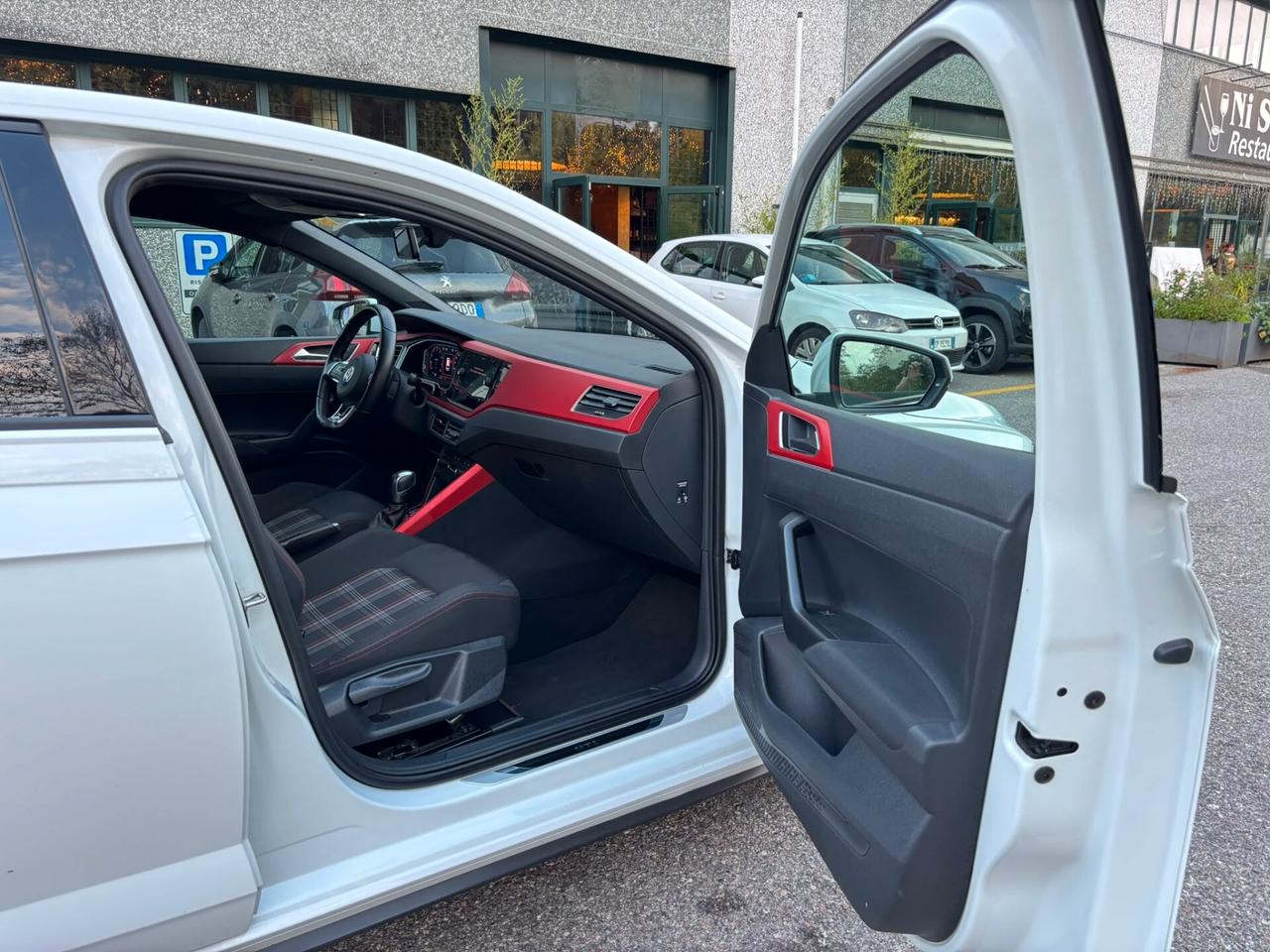 Volkswagen Polo 2.0 TSI DSG GTI BlueMotion Technology