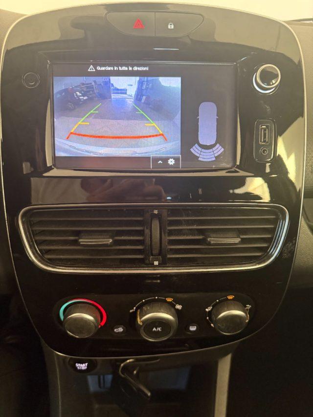 RENAULT Clio 1.2 75 CV 5 porte Duel