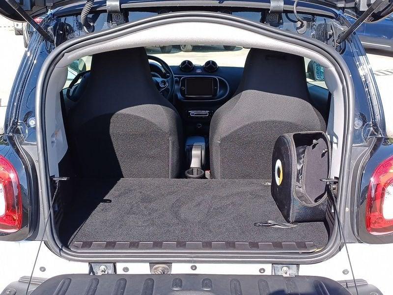 smart fortwo eq Passion 4,6kW