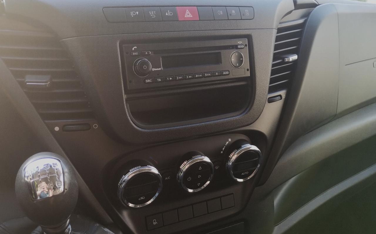FURGONE IVECO DAILY CASSONATO
