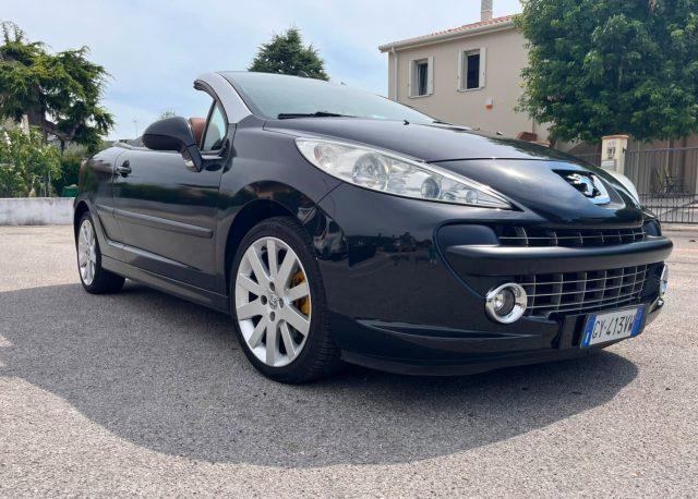 PEUGEOT 207 1.6 VTi 120CV CC Féline