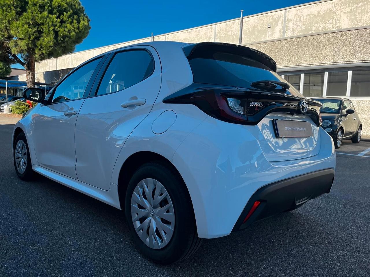 Toyota Yaris 1.0 5 porte Active OK NEOPATENTATI