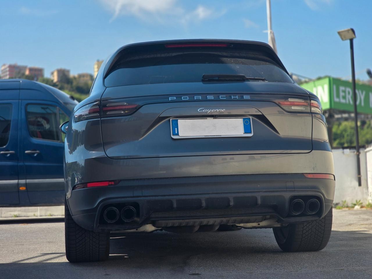 Porsche Cayenne 3.0 V6