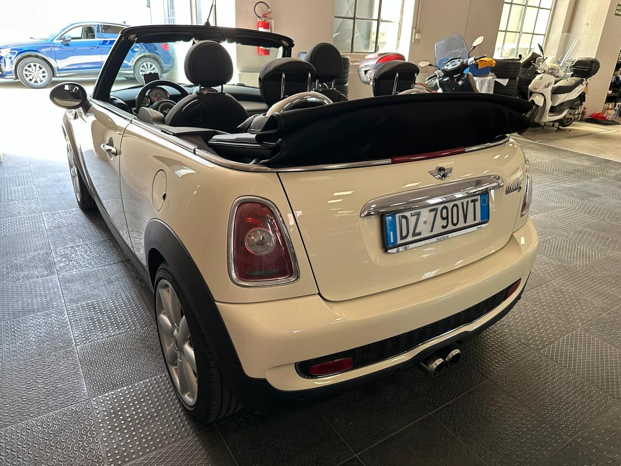 Mini 1.6 Cooper S Cabrio 175cv - Unico Proprietario solo per operatori del settore