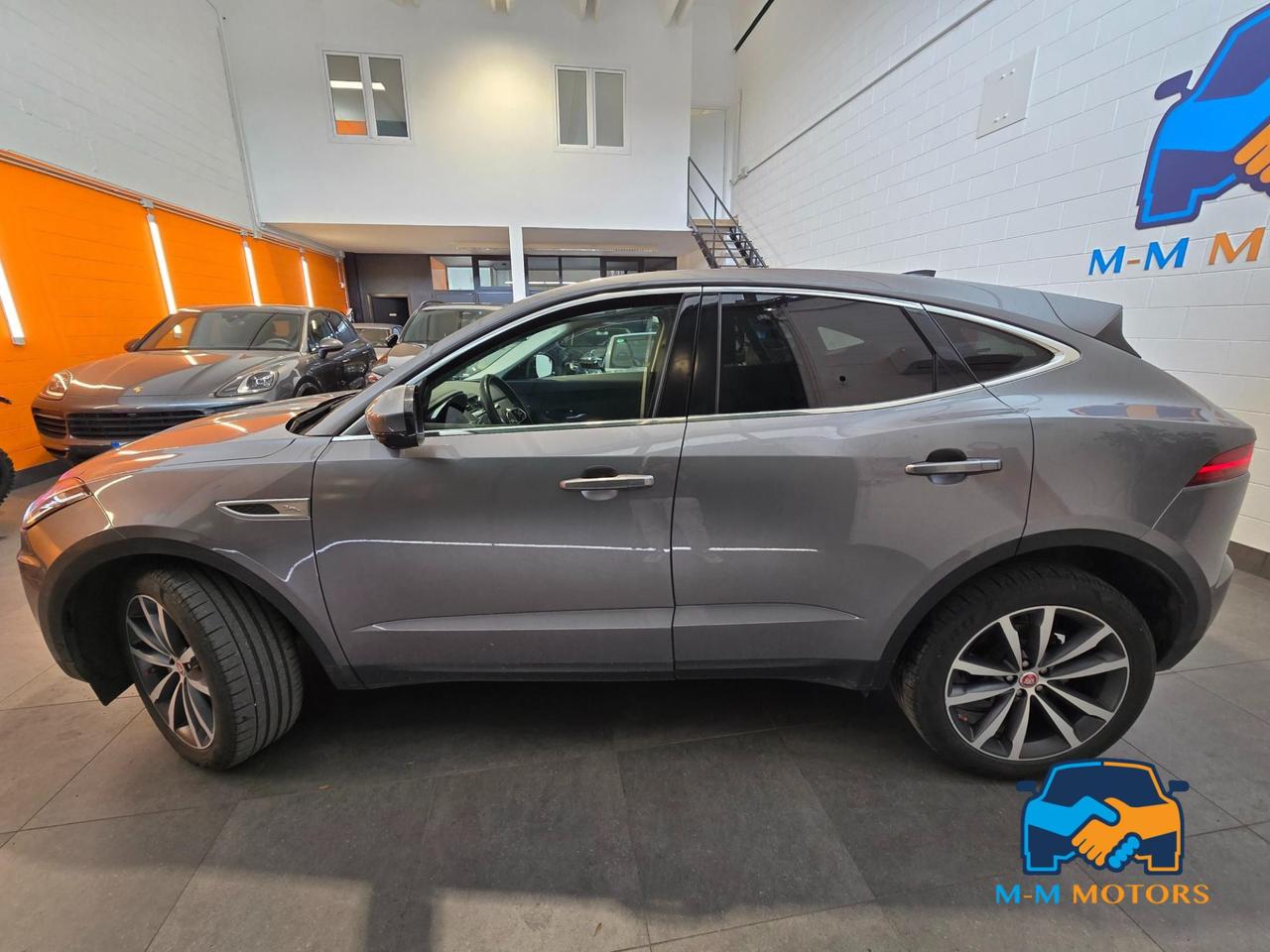 Jaguar E-Pace 2.0d i4 mhev R-Dynamic SE awd 204cv auto