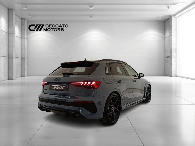 Audi RS3 2.0 TFSI quattro S tronic