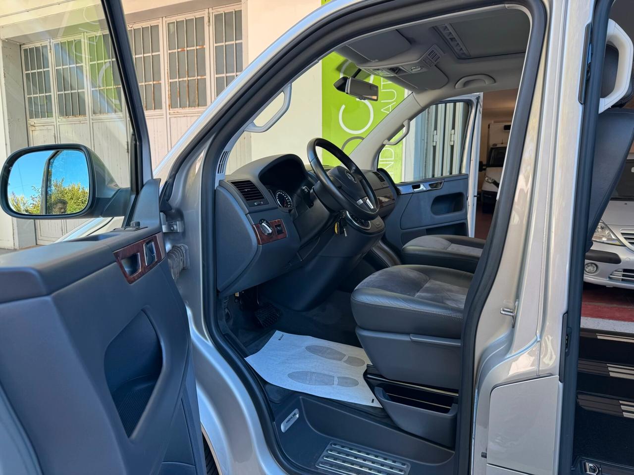 Volkswagen Multivan T5 2.0 tdi Highline 140cv dsg