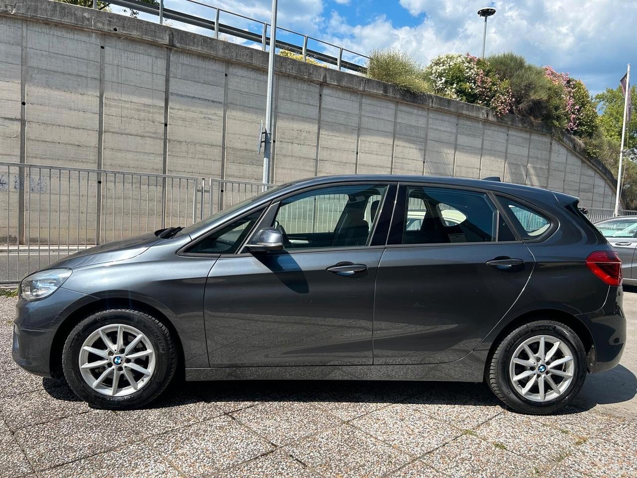 Bmw 2er Active Tourer 218d Advantage
