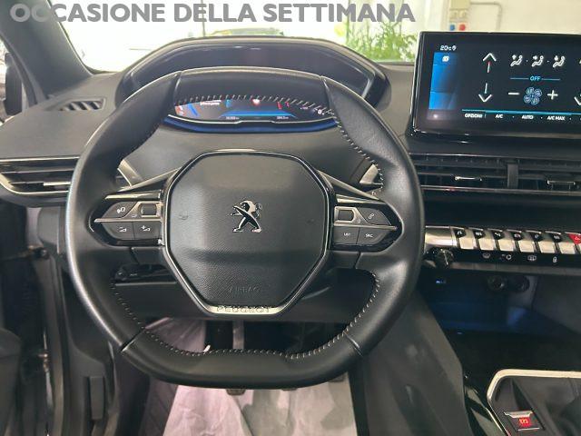 PEUGEOT 5008 1.2 7 POSTI ALLURE