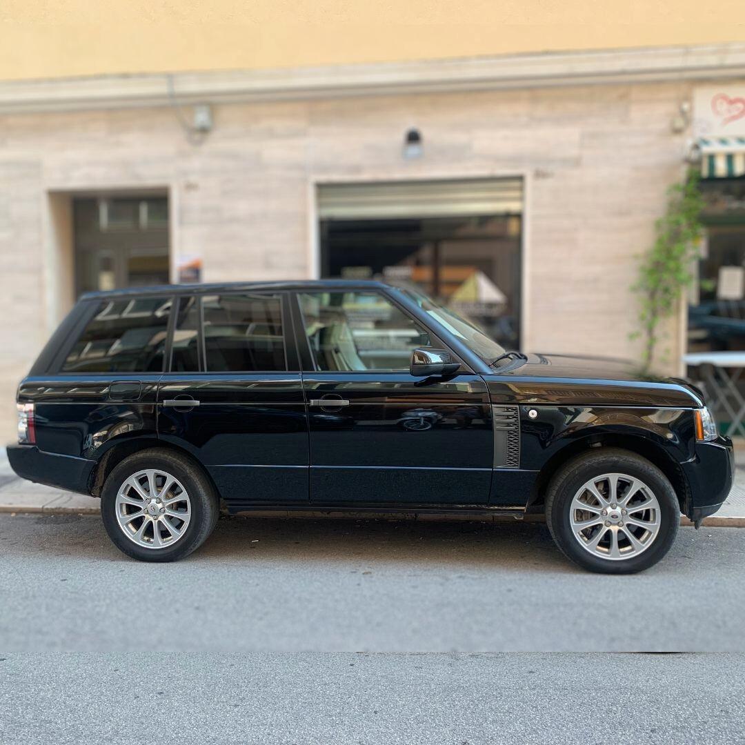Land Rover Altro Range Rover Vogue 4.4 TDV8