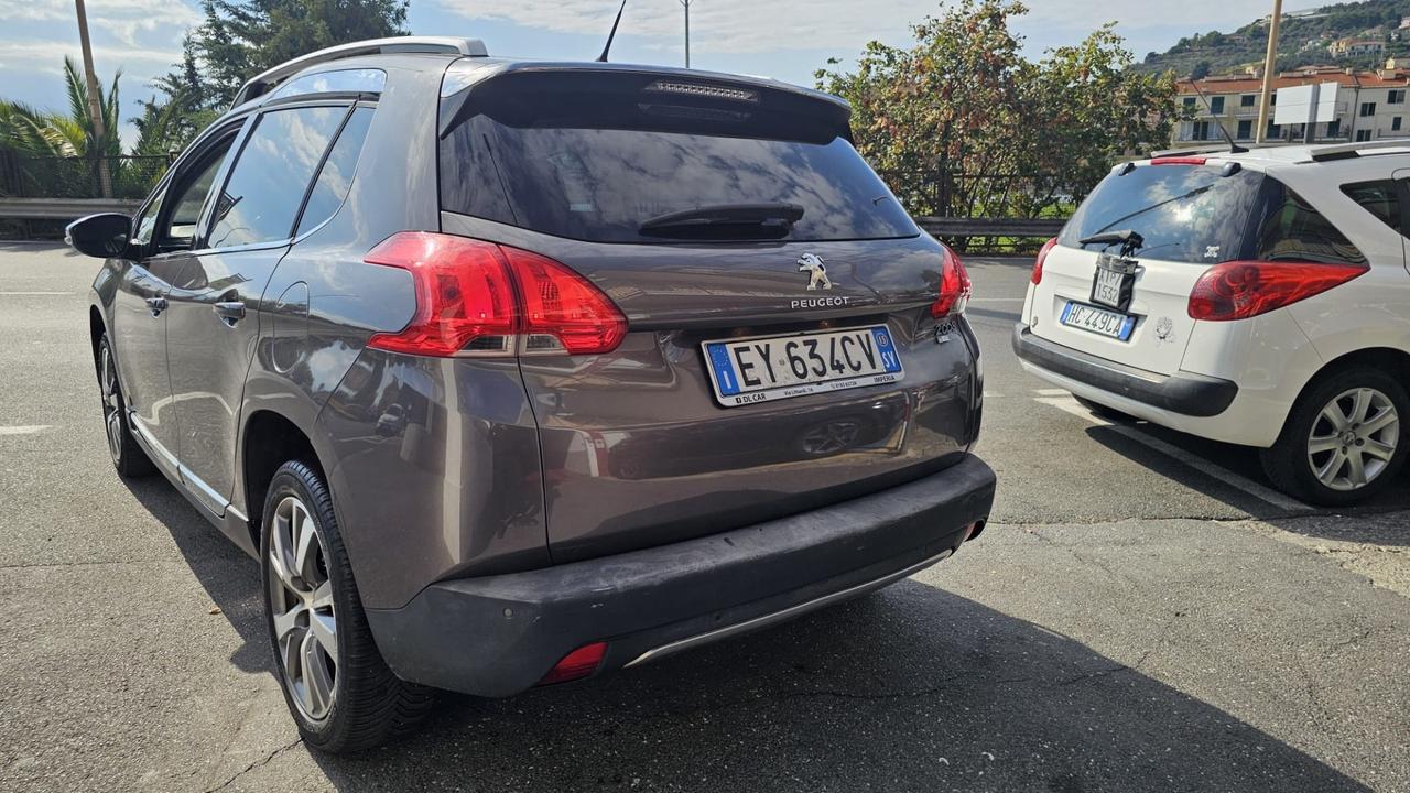 Peugeot 2008 BlueHDi 100 Allure