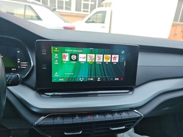 SKODA Octavia 2.0 TDI EVO SCR DSG Wagon Executive Navi LED UniPr