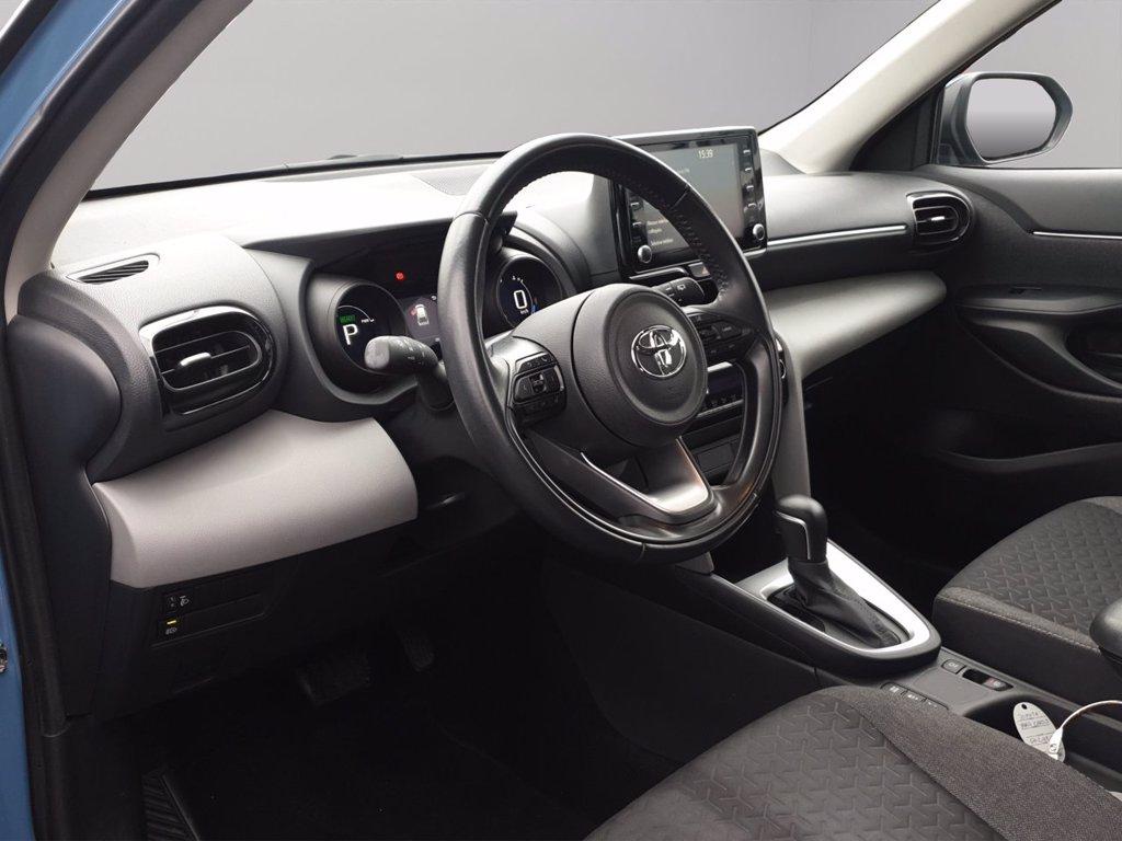 TOYOTA Yaris cross 1.5h active fwd 116cv e-cvt del 2022