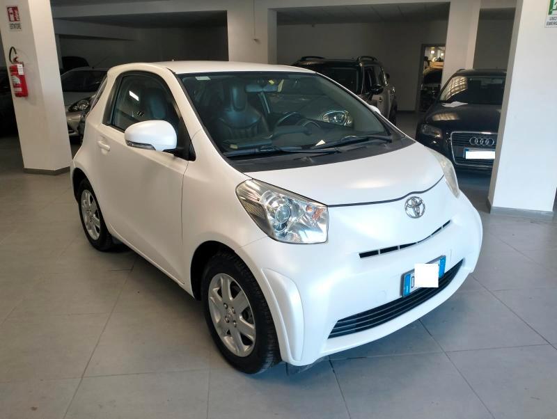 Toyota iQ 1.0 cvt Pelle Cerchi KM 105000