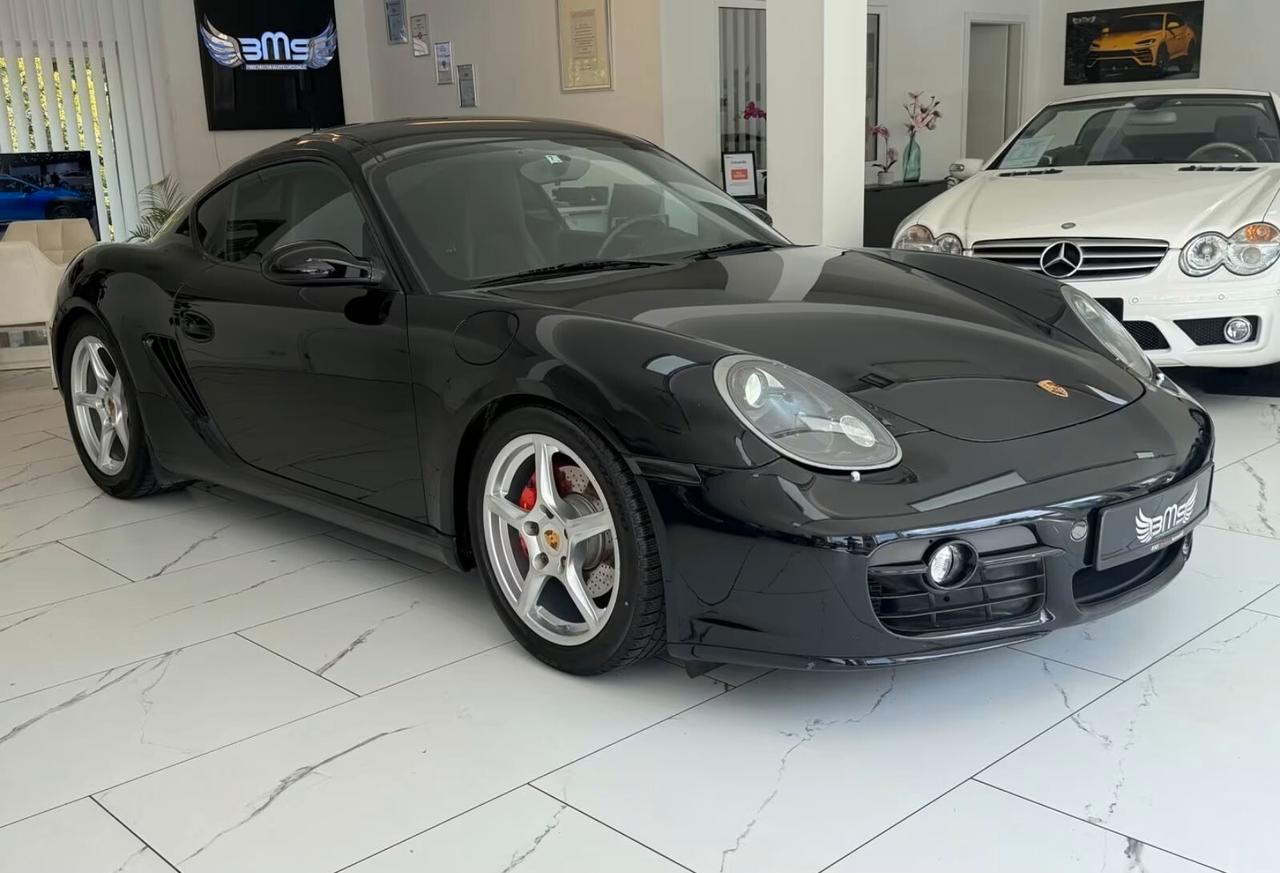 Porsche Cayman S 19 pollici. Fotocamera. Auto. Xenon