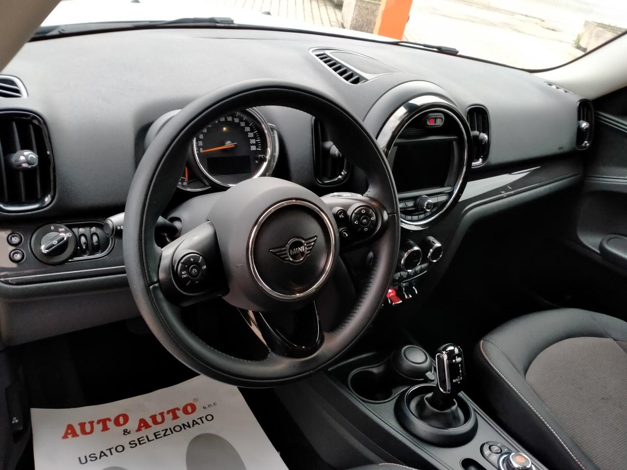 MINI One D COUNTRYMAN 1.5D 116CV AUTOMATICO NAVI / BLACK LINE KM 32000
