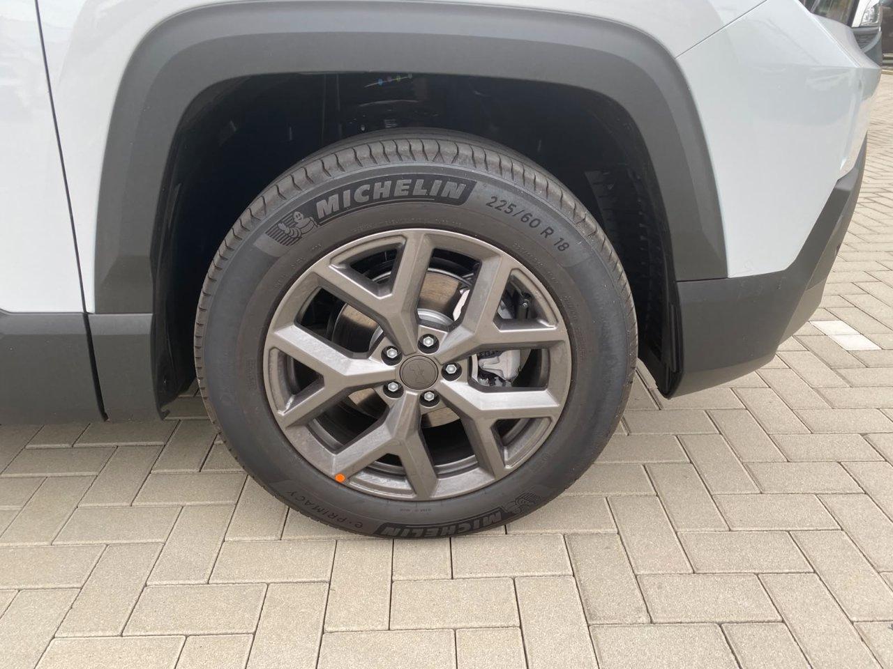 Jeep Compass 1.2 turbo 48V e-hybrid Altitude fwd 145cv edct6