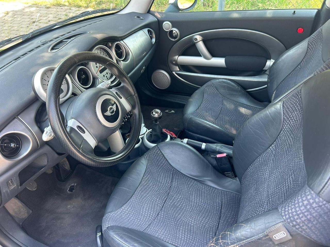 Mini 1.6 16V Cooper
