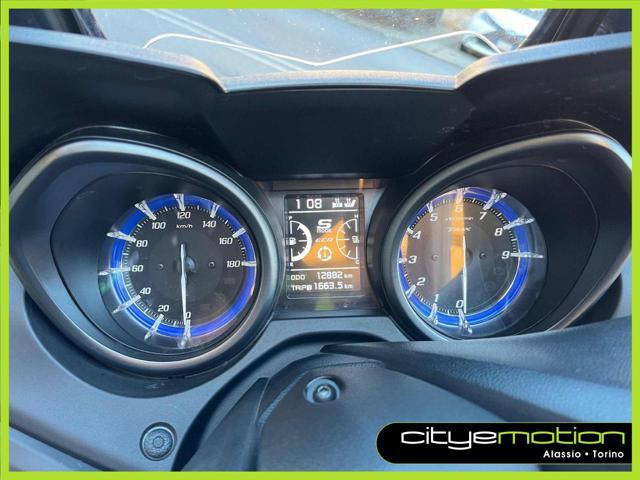 YAMAHA T-Max 560 Tech Max