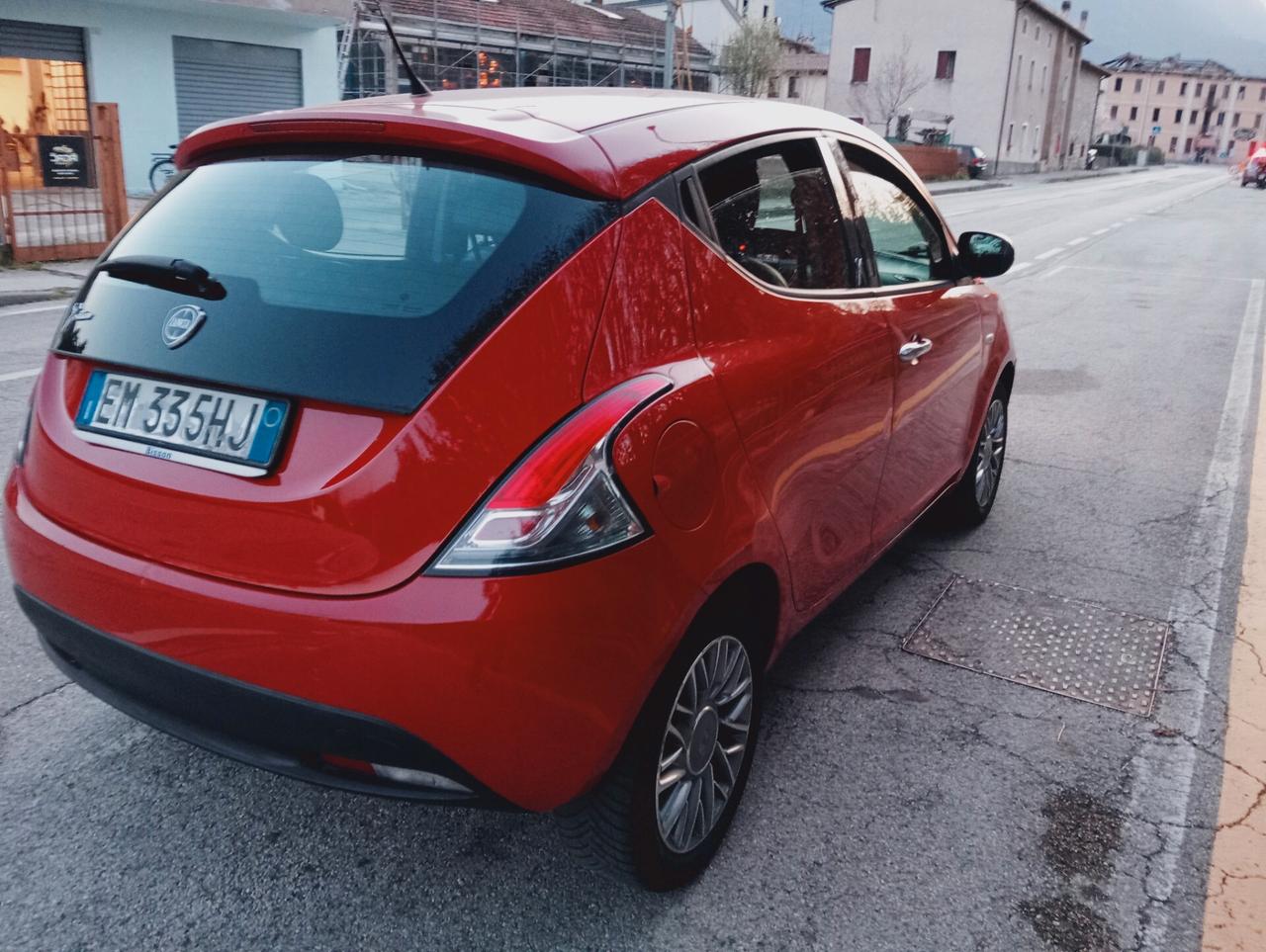 Lancia Ypsilon 1.3 MJT 16V 95 CV 5 porte S&S Platinum
