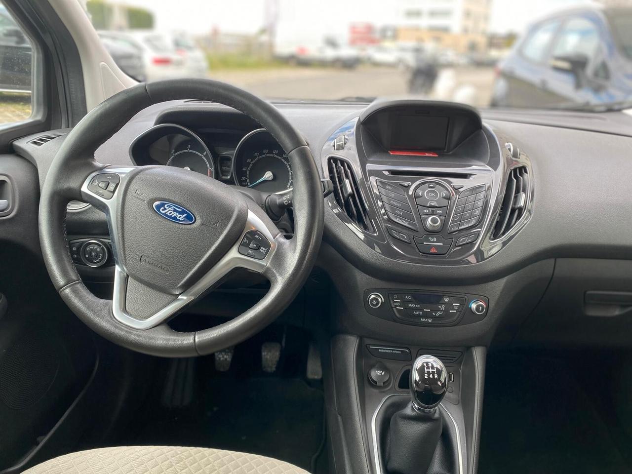 Ford Tourneo Connect 1.5 TDCi 120 CV Titanium