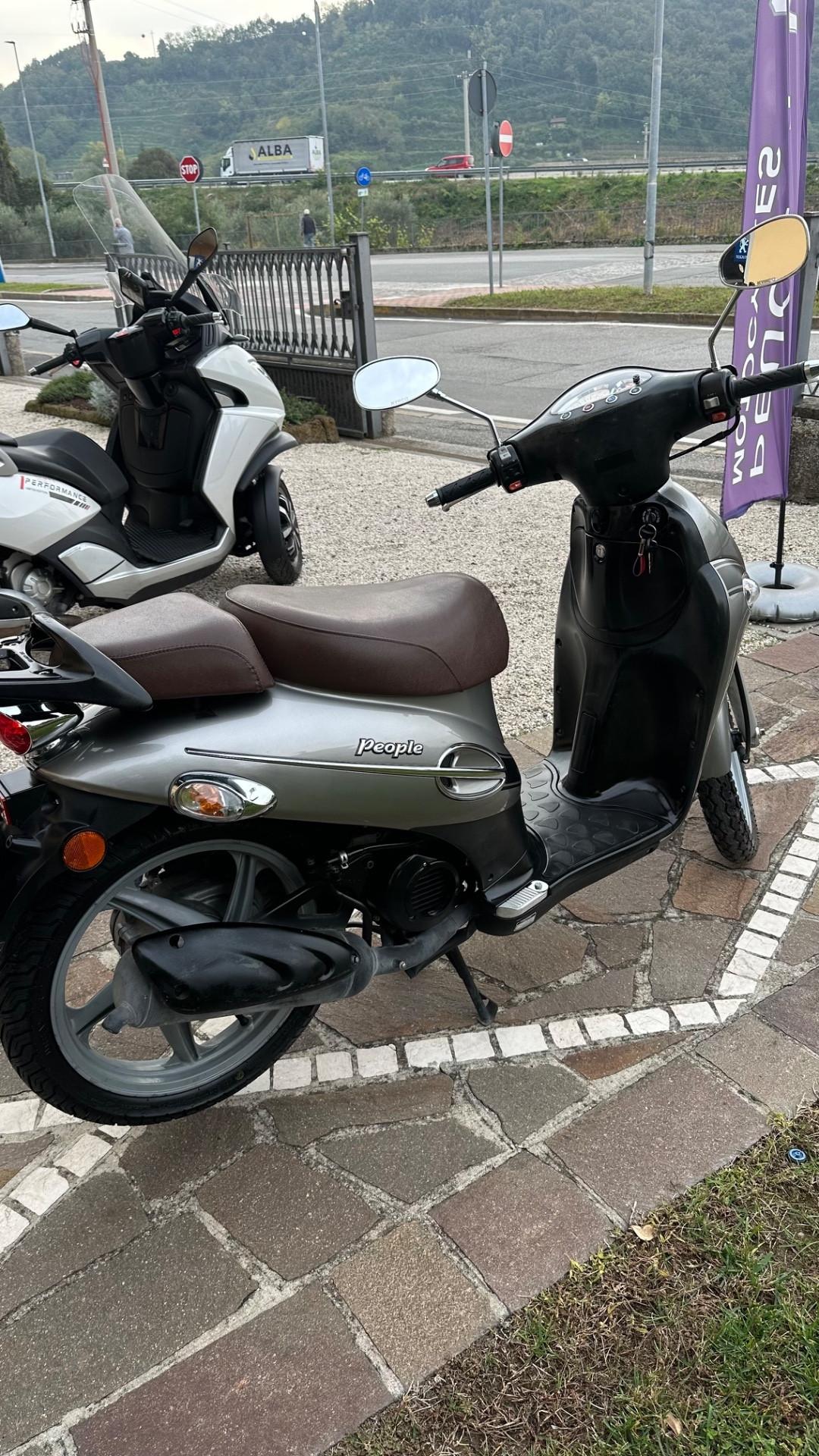 Kymco People 50 2 tempi