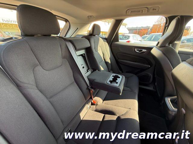 VOLVO XC60 B4 (d) automatico Core