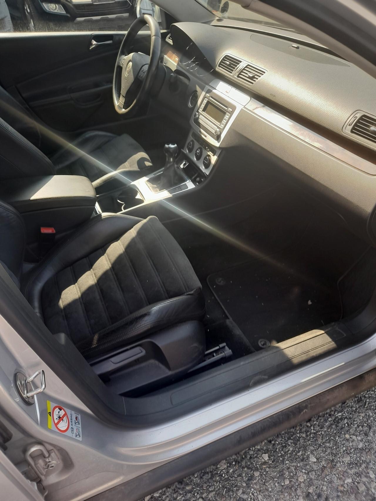Volkswagen Passat 2.0 TDI DPF 4mot. Comfortline