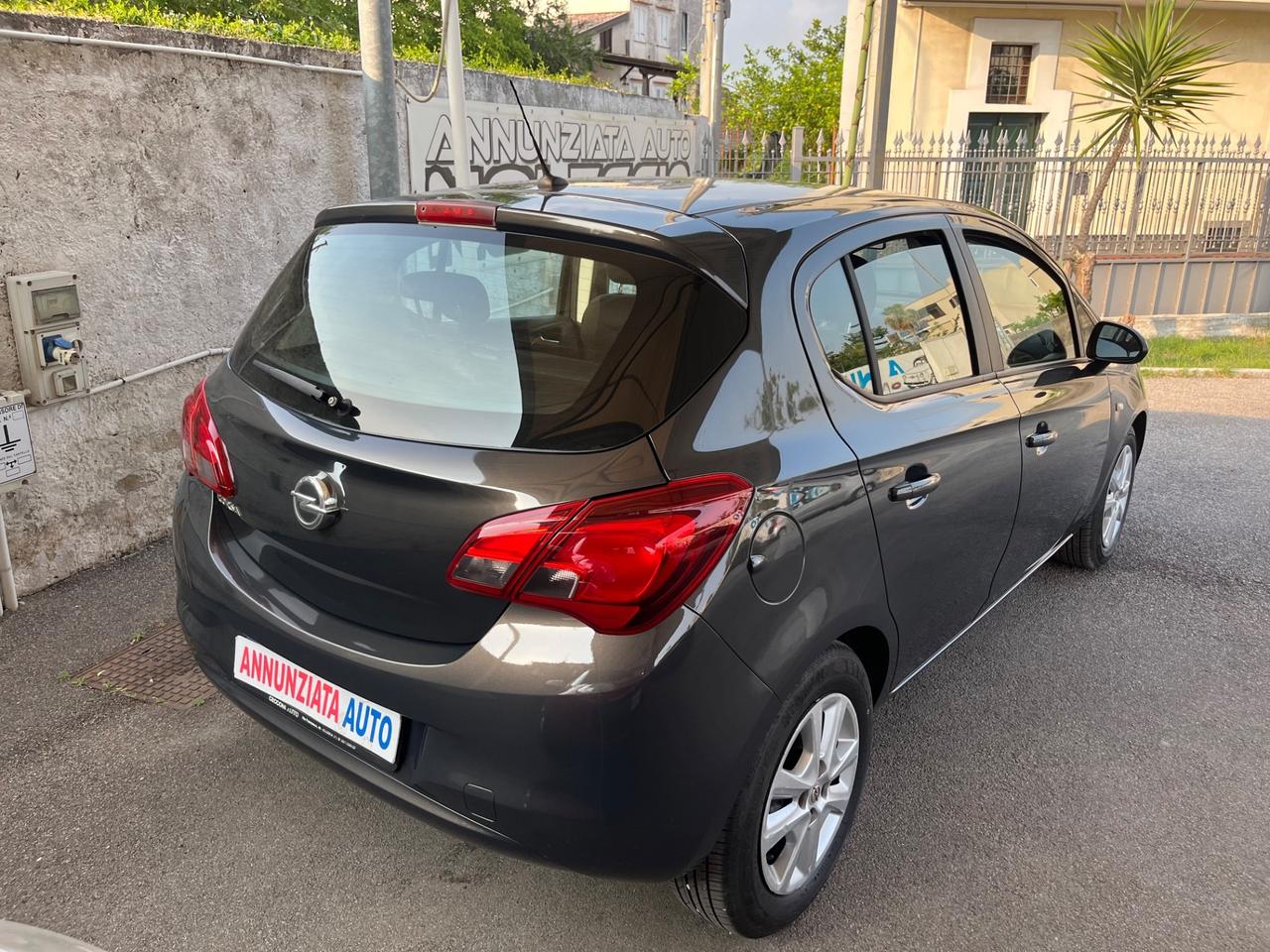 Opel Corsa 1.2 5 porte 69 Cv