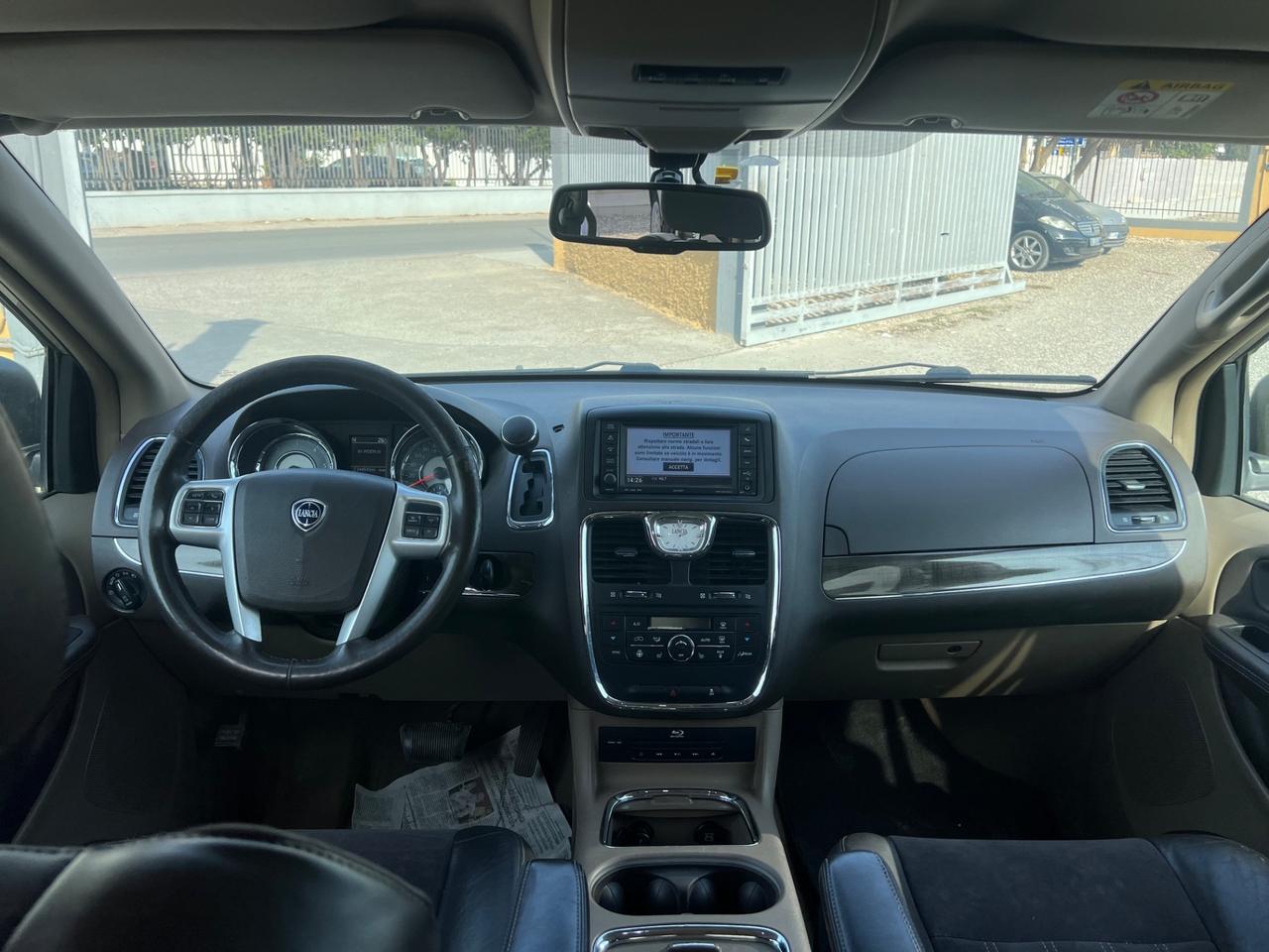 Lancia Voyager 2.8 Turbodiesel Platinum 177 CV