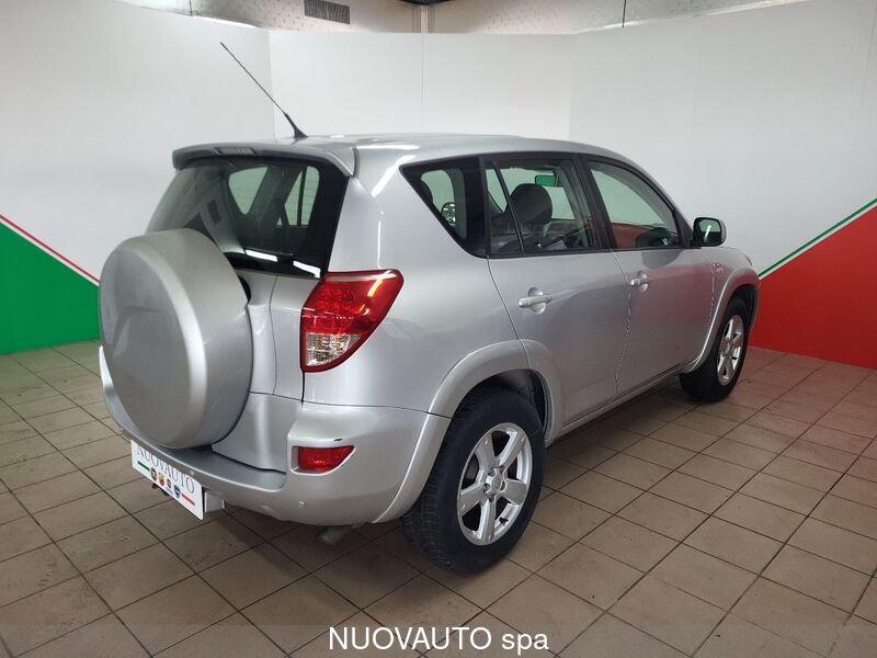 Toyota RAV4 RAV4 2.2 D-4D 177 CV Sol Plus