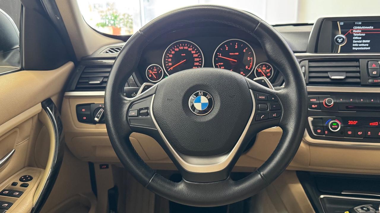 Bmw 320d Touring Luxury aut.
