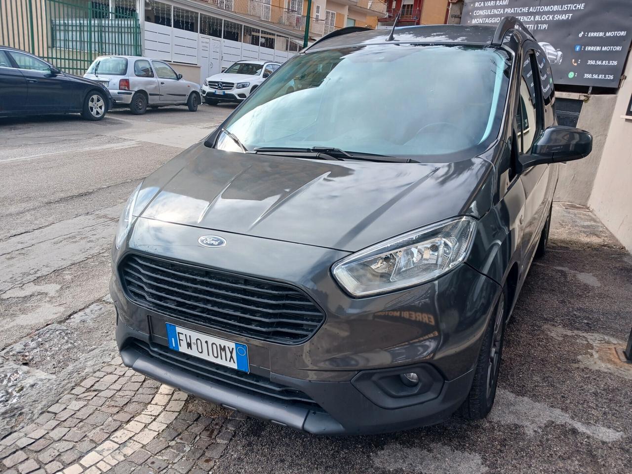 Ford Tourneo Courier 1.0 EcoBoost 100 CV Sport