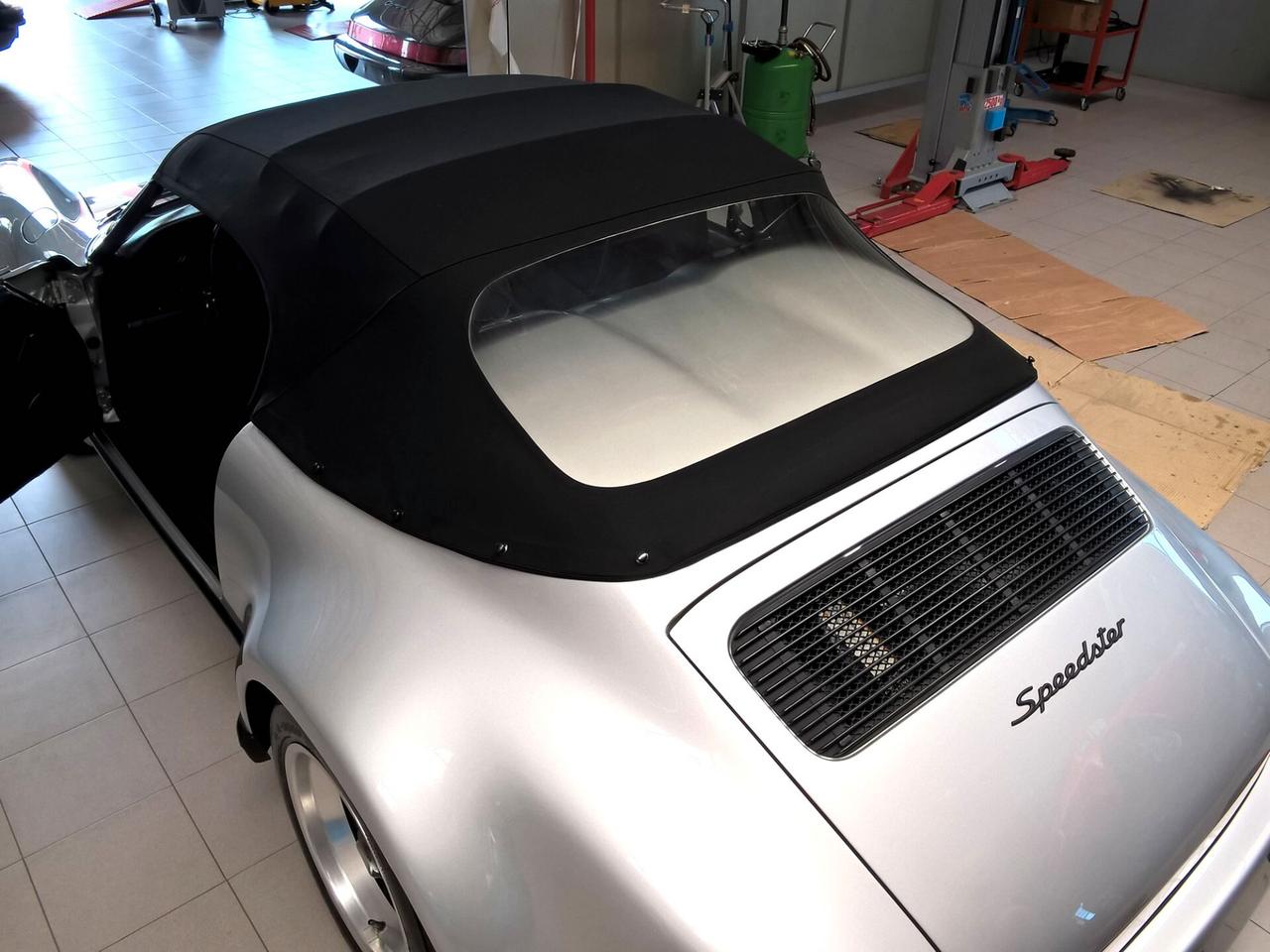 Porsche 911 3.2 Speedster Turbo Look