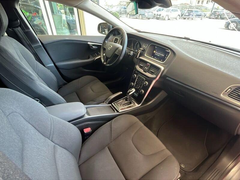 Volvo V40 D2 Geartronic Kinetic