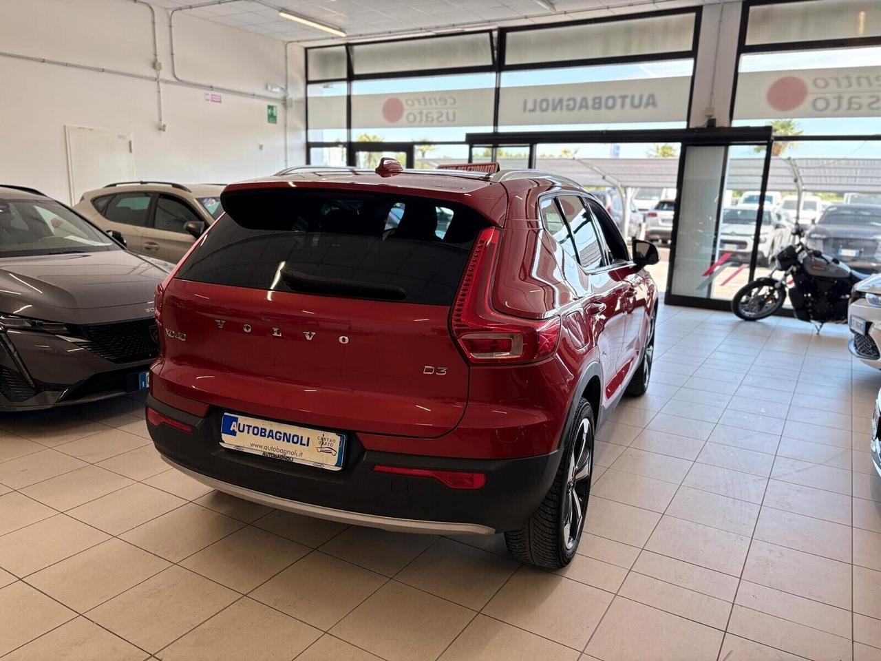 Volvo XC40 MOMENTUM PRO D3 Geartronic UNICO PR.
